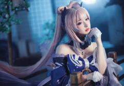 标题：穿越火线冲多少钱算土豪，从V9到全装的门槛